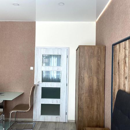 Lokal Apartment Прага Екстериор снимка